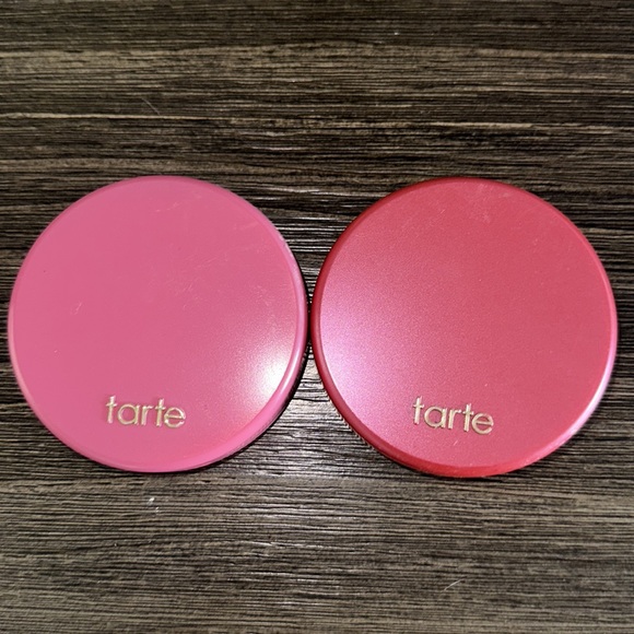New never used tarte blushes - Picture 2 of 3